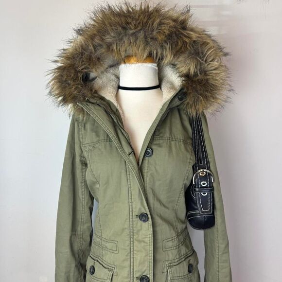 Abercrombie & Fitch Vintage Y2K Military Green Parka with Fur Hoodie - Picture 1 of 6